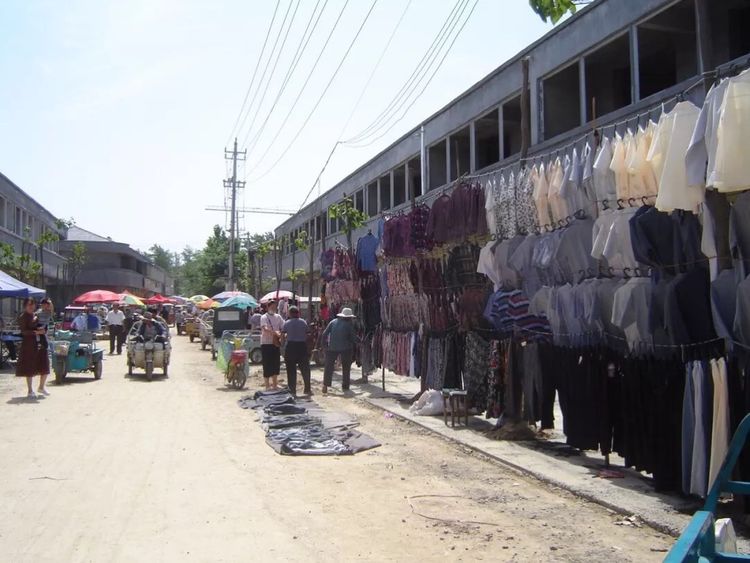 热闹的农村小院,八十年代农村集市