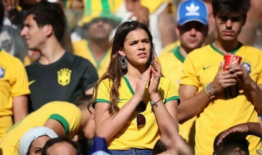 巴西生死战前,足协终于做出正确决定,搬来“救兵”激活内马尔!