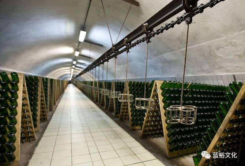 探索世界各地葡萄酒庄,探访世界酒庄