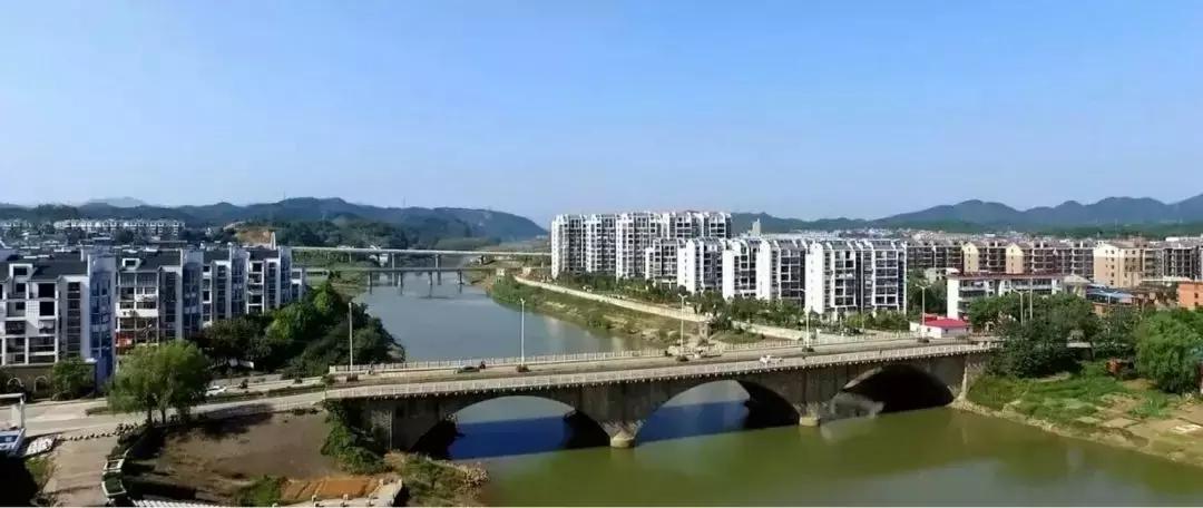 从A到Z,26个字母,陪你领略赣北德安的热辣风情!