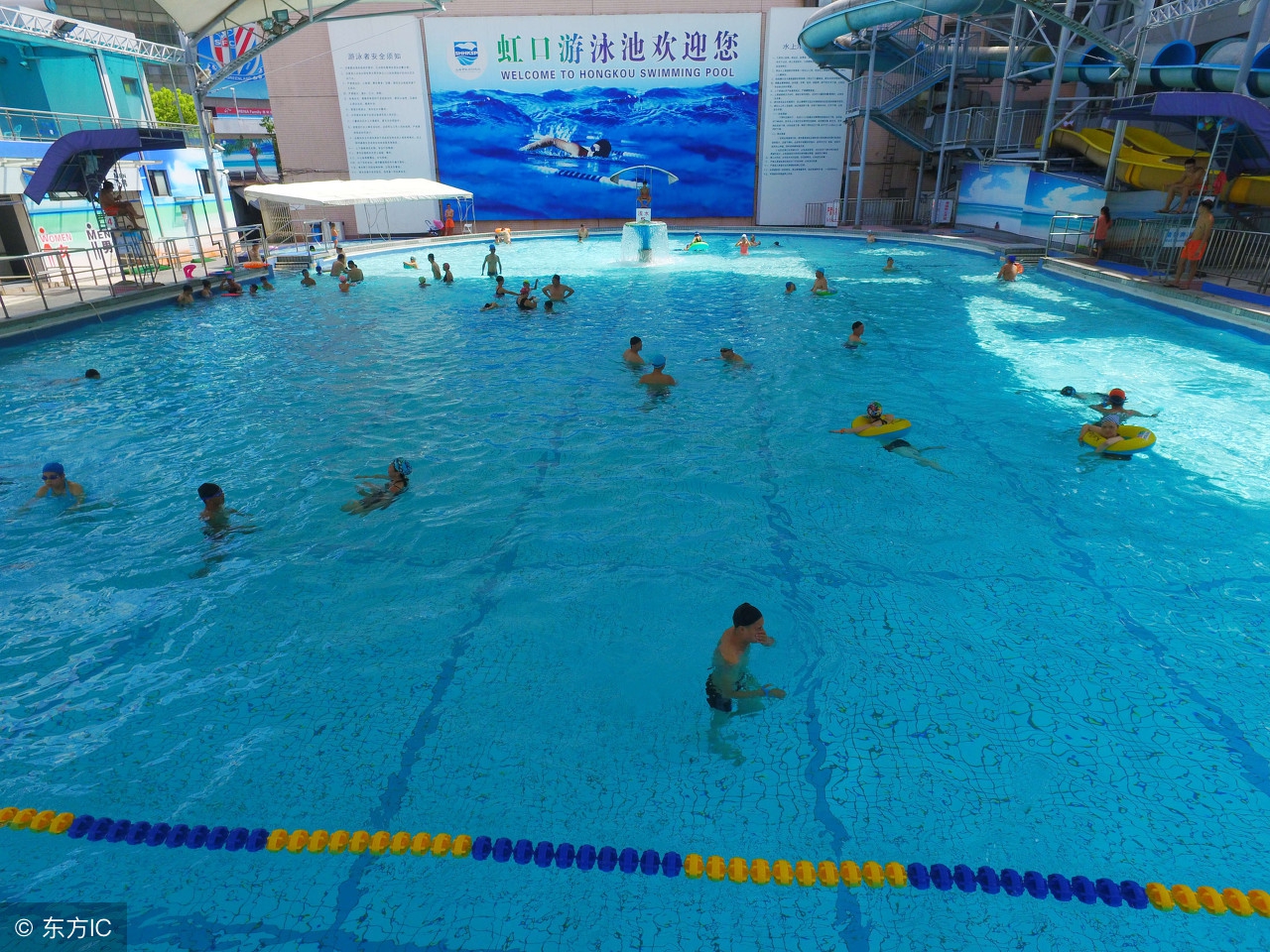 泳池危害,夏日游泳警惕3种泳池病