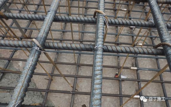 16g101板底部钢筋绑扎规范图解,钢筋绑扎图集16g101
