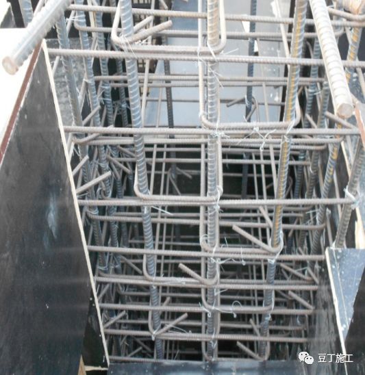 16g101板底部钢筋绑扎规范图解,钢筋绑扎图集16g101