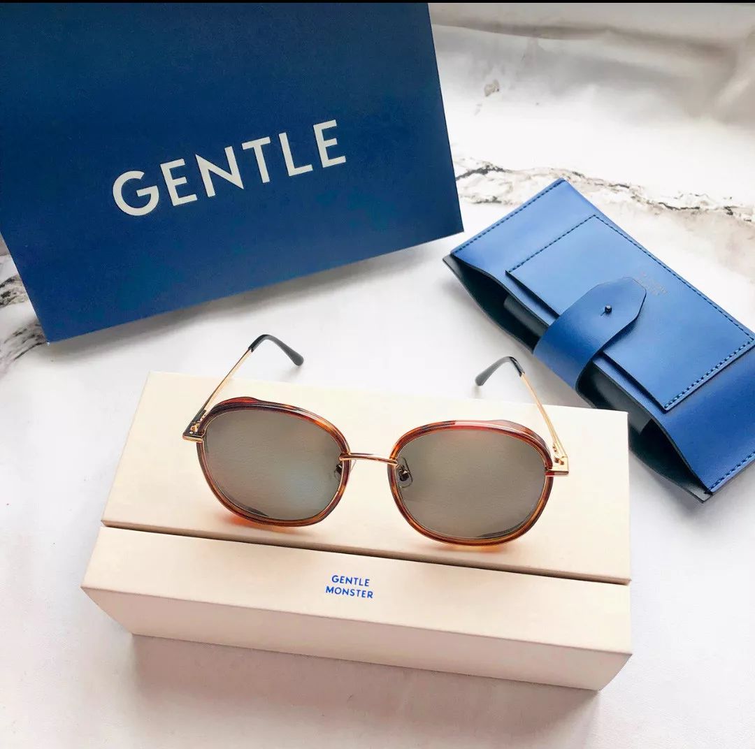 “亚洲带货王”集体出镜，给一个单价不足2000块钱的墨镜打广告？