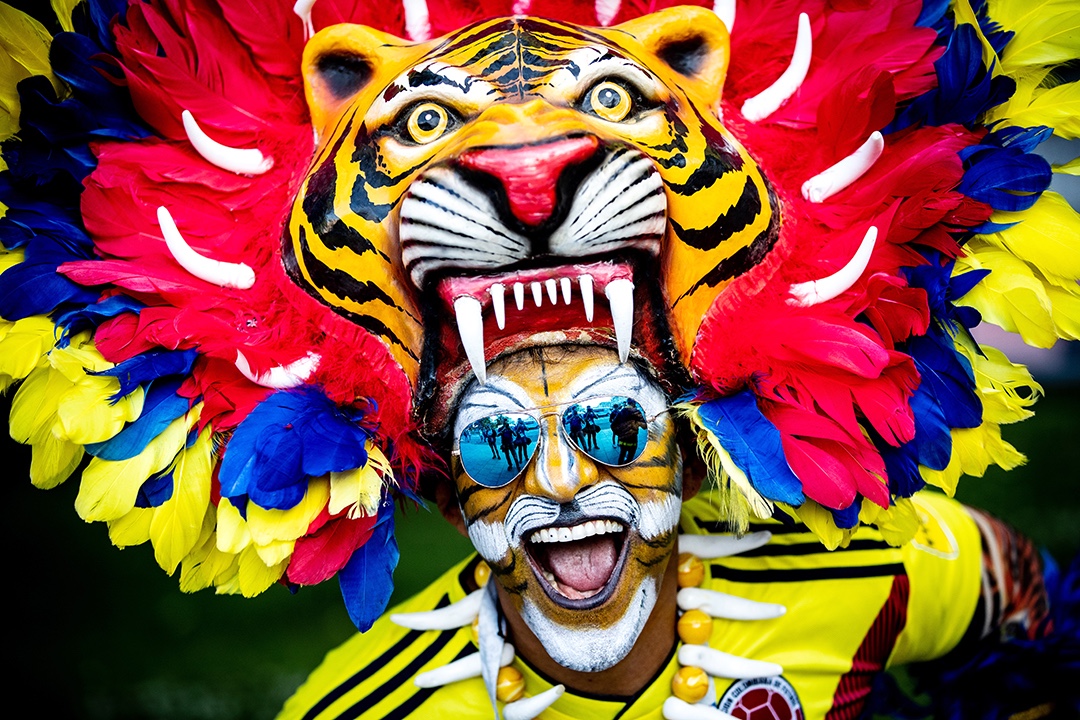 看球生气怎么哄,看球搞笑场面