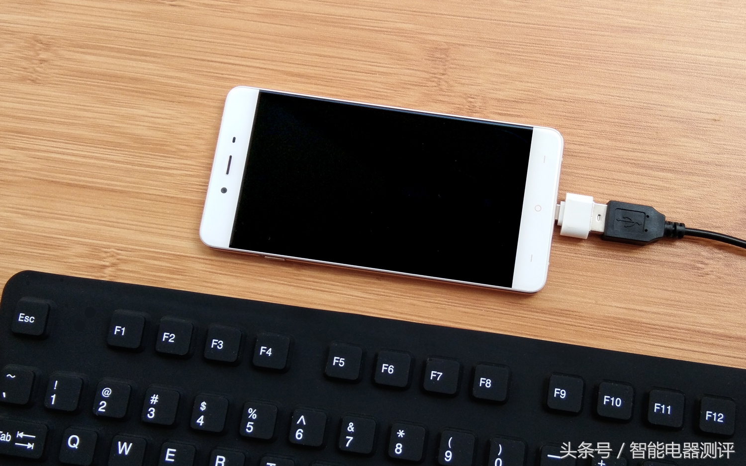 网咖高端电竞电脑免费体验,把网吧单机游戏下到u盘