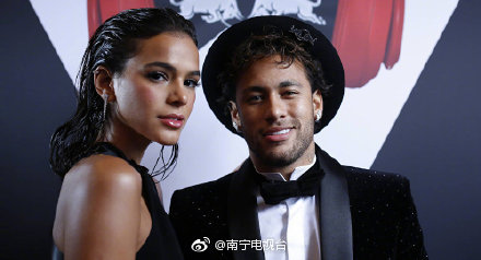 梅西内马尔观赏世界杯,梅西内马尔一起夺冠时刻世界杯