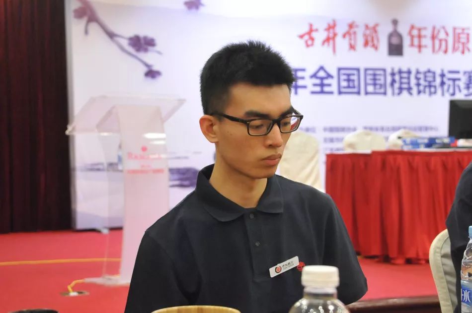 *藏西**中驰首战修得正果顽强拼搏成功升入全国围甲