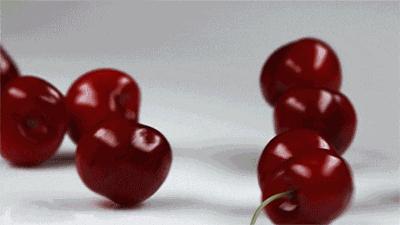 杨梅洗出虫子的视频,杨梅泡出大白虫子