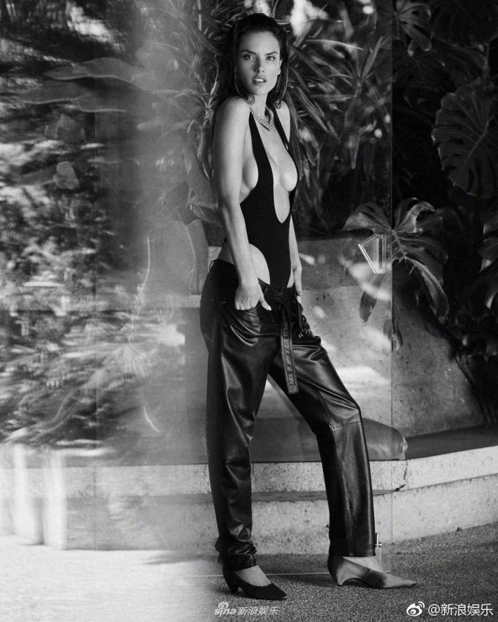 亚历山大安布罗休世界杯,亚历山大安布罗休blankspace