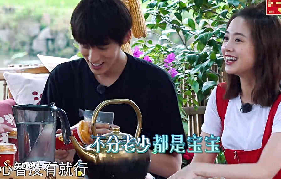 何炅为什么喜欢鬼鬼,何炅和鬼鬼关系