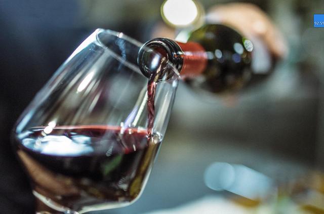 一瓶750毫升红葡萄酒要多少钱,一瓶750ml11°红酒