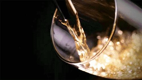 回头率超高的发型女法式慵懒卷,回头率百分百的古风美女