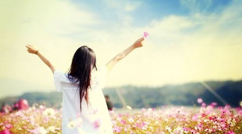 我年纪轻轻为何心事重重怎么回复,年纪轻轻完全走不了路怎么办