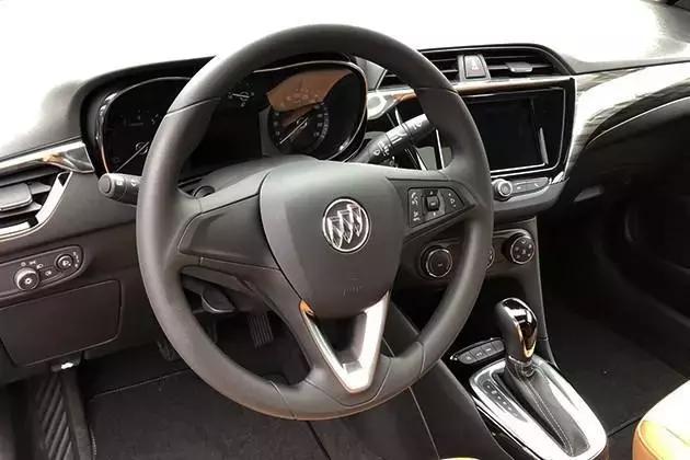 别克全新凯越是四缸吗,05年别克凯越情怀车