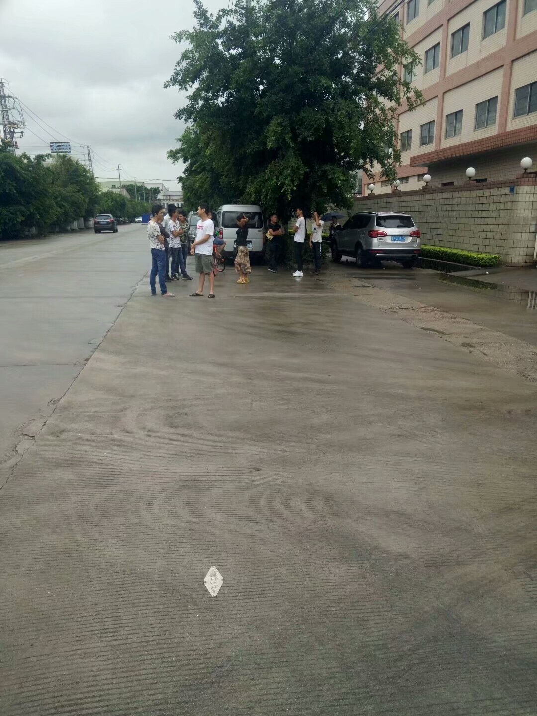 东莞虎门附近有什么厂招人,虎门居岐工厂招聘