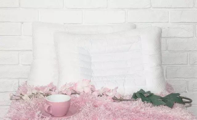 长时间不洗枕头皮有多少细菌,枕头长期不洗有螨虫吗