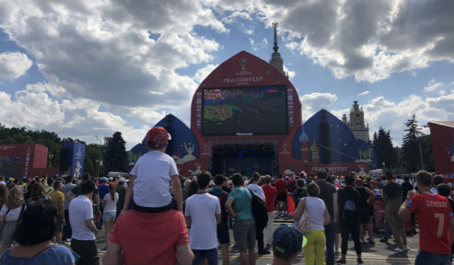 博采大力神丨这个地方太火爆，半岛记者两次都没“挤”进去