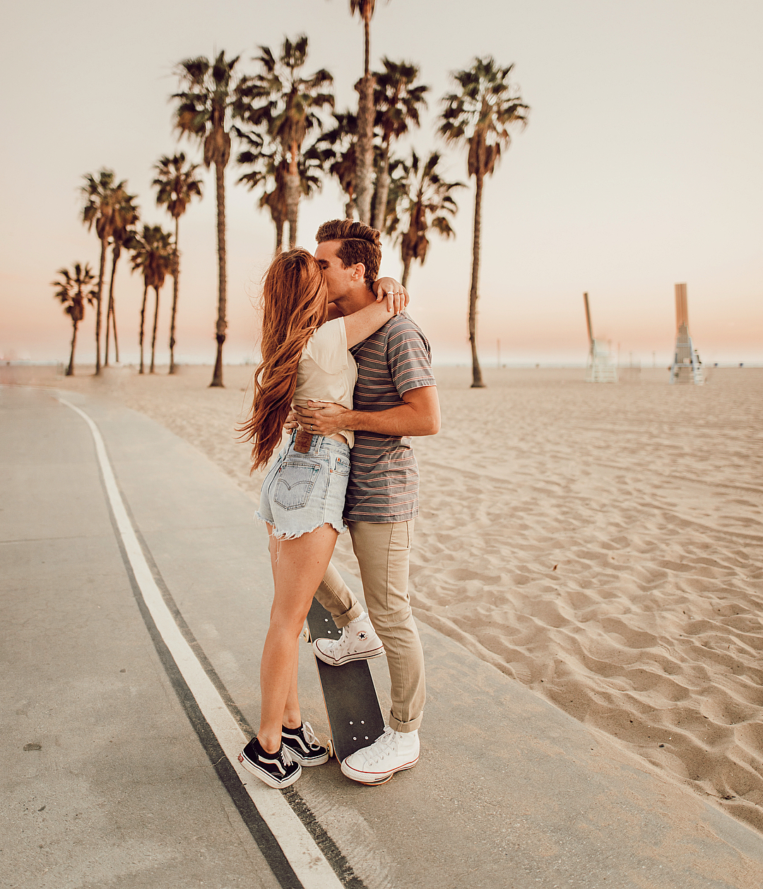 海边情侣拍照姿势大全一个人,武功山拍照姿势大全情侣夏天