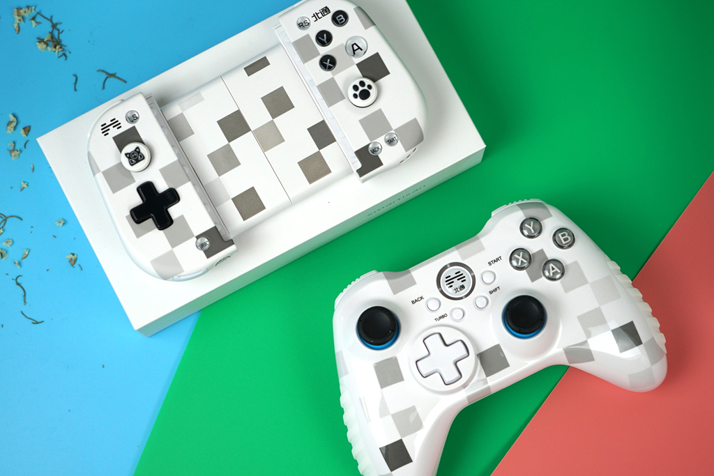 刺激战场最好用的吃鸡手柄,刺激战场官方推荐手柄