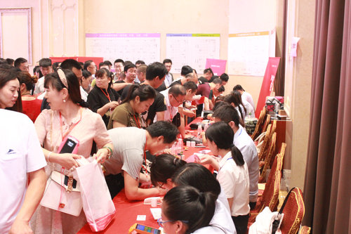 北京大红门市场疏解加力千家商户考察白沟