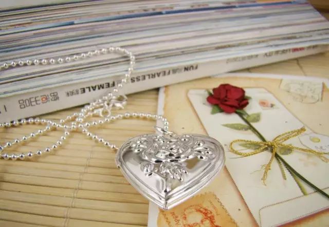 银饰彩色款值得买吗,彩色银饰925银彩金