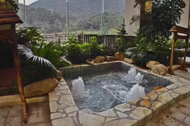 曲江经律论温泉度假村一日游,韶关经律论温泉小镇