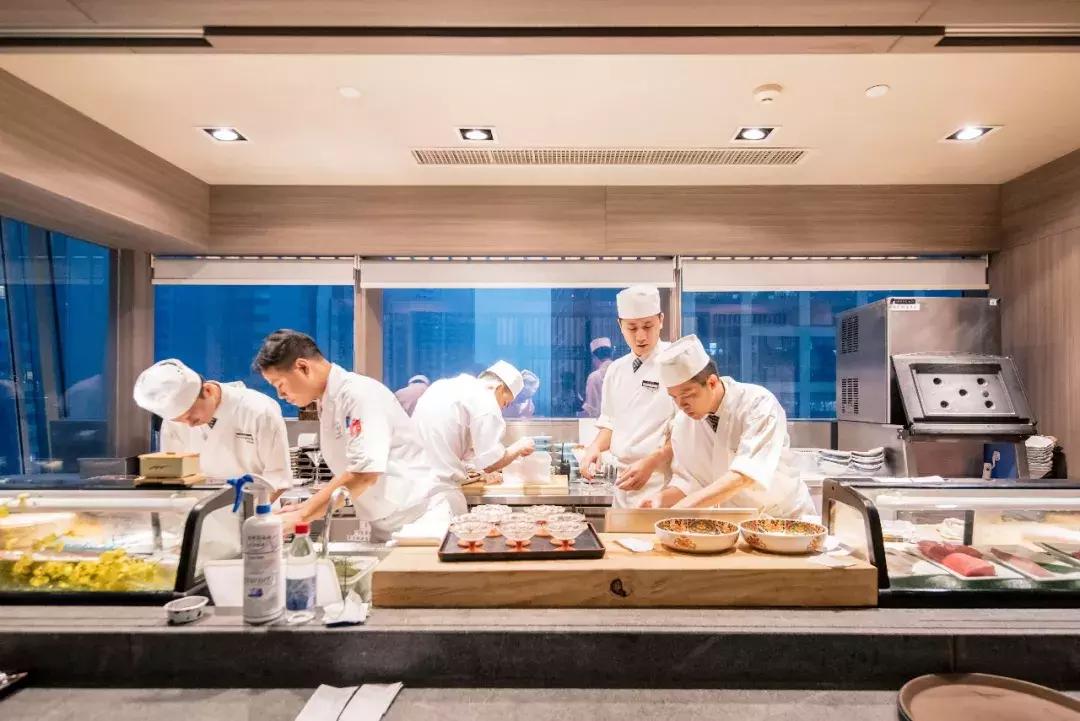 连获8年米其林推荐的香港老店,食在广州第一家酒家