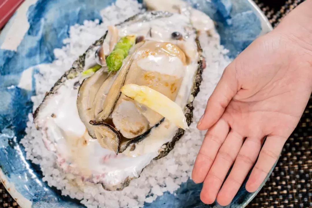 连获8年米其林推荐的香港老店,食在广州第一家酒家