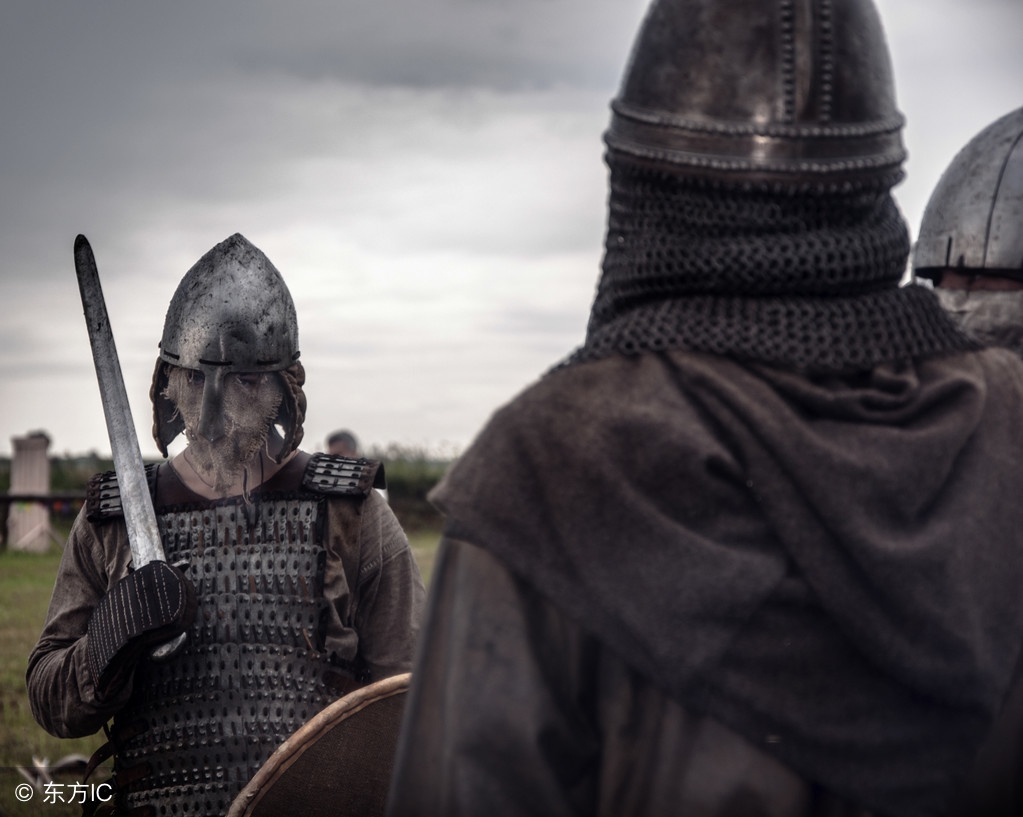 冰岛队回国维京战吼最震撼,冰岛队最震撼的一次