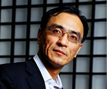 她2年还债8亿，三度把入狱丈夫捧上大陆首富，用一句话惹哭无数人