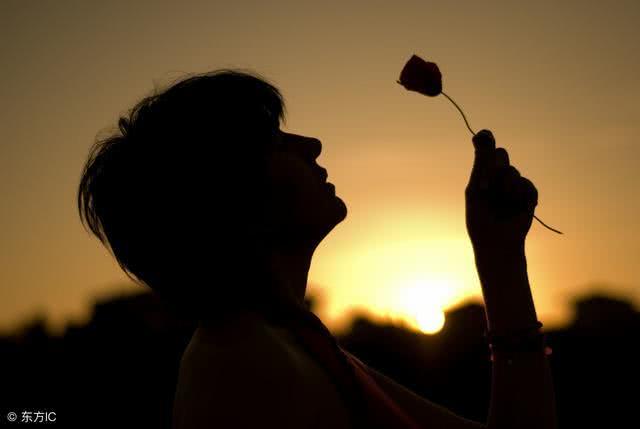 心灵鸡汤励志正能量短句朋友圈,适合发朋友圈的22条心灵鸡汤语录