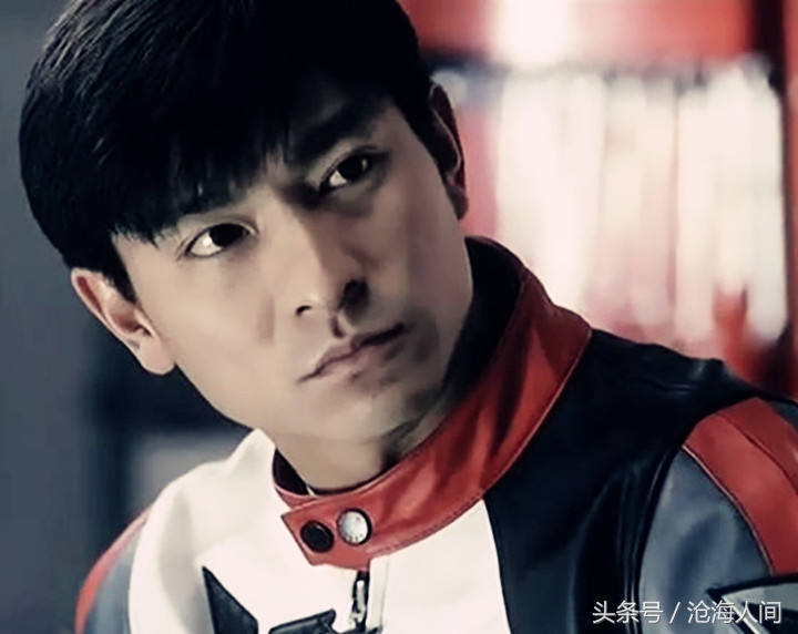 听华仔的歌瞬间泪目,听华仔唱歌完整版