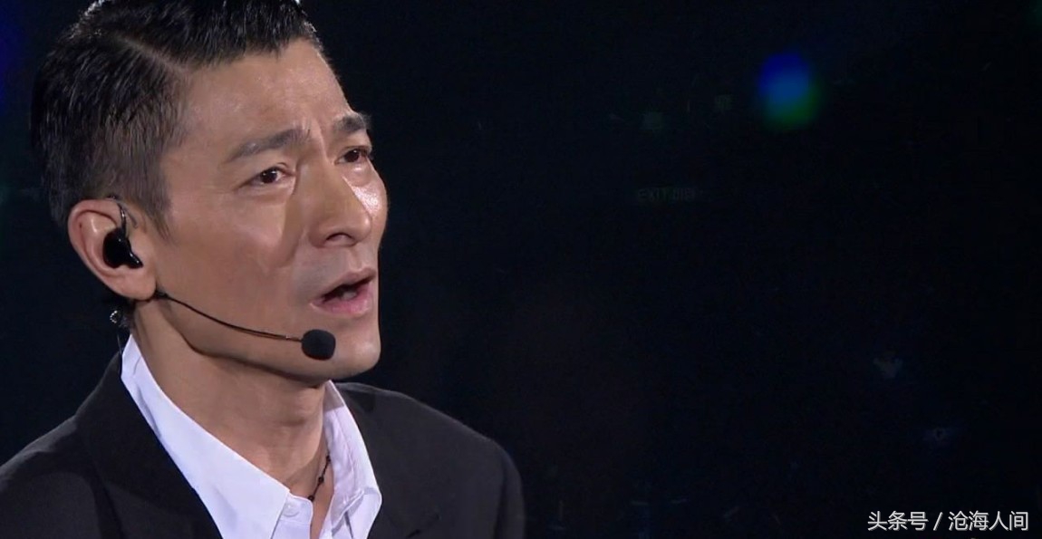 听华仔的歌瞬间泪目,听华仔唱歌完整版