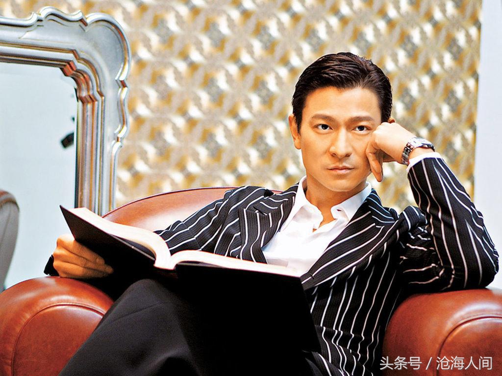 听华仔的歌瞬间泪目,听华仔唱歌完整版