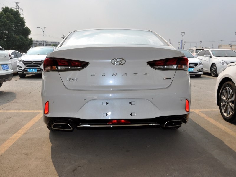 2011款现代索纳塔八代车主评价,北京现代索纳塔八驾驶感受