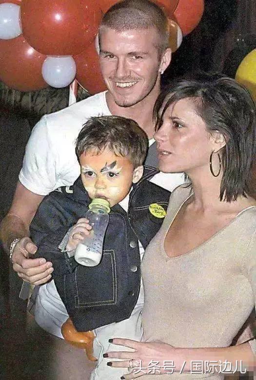 贝克汉姆儿子鞋子图片,贝克汉姆儿子像维多利亚