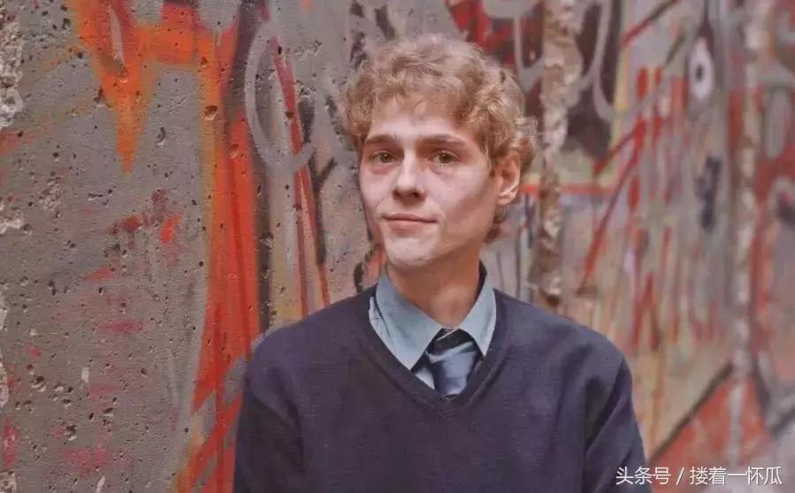 加拿大双胞胎被强制参与变性实验，三十年后，他们双双自杀……