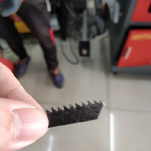 「维保问答」自动挡车提速上挡时有卡顿是什么原因？