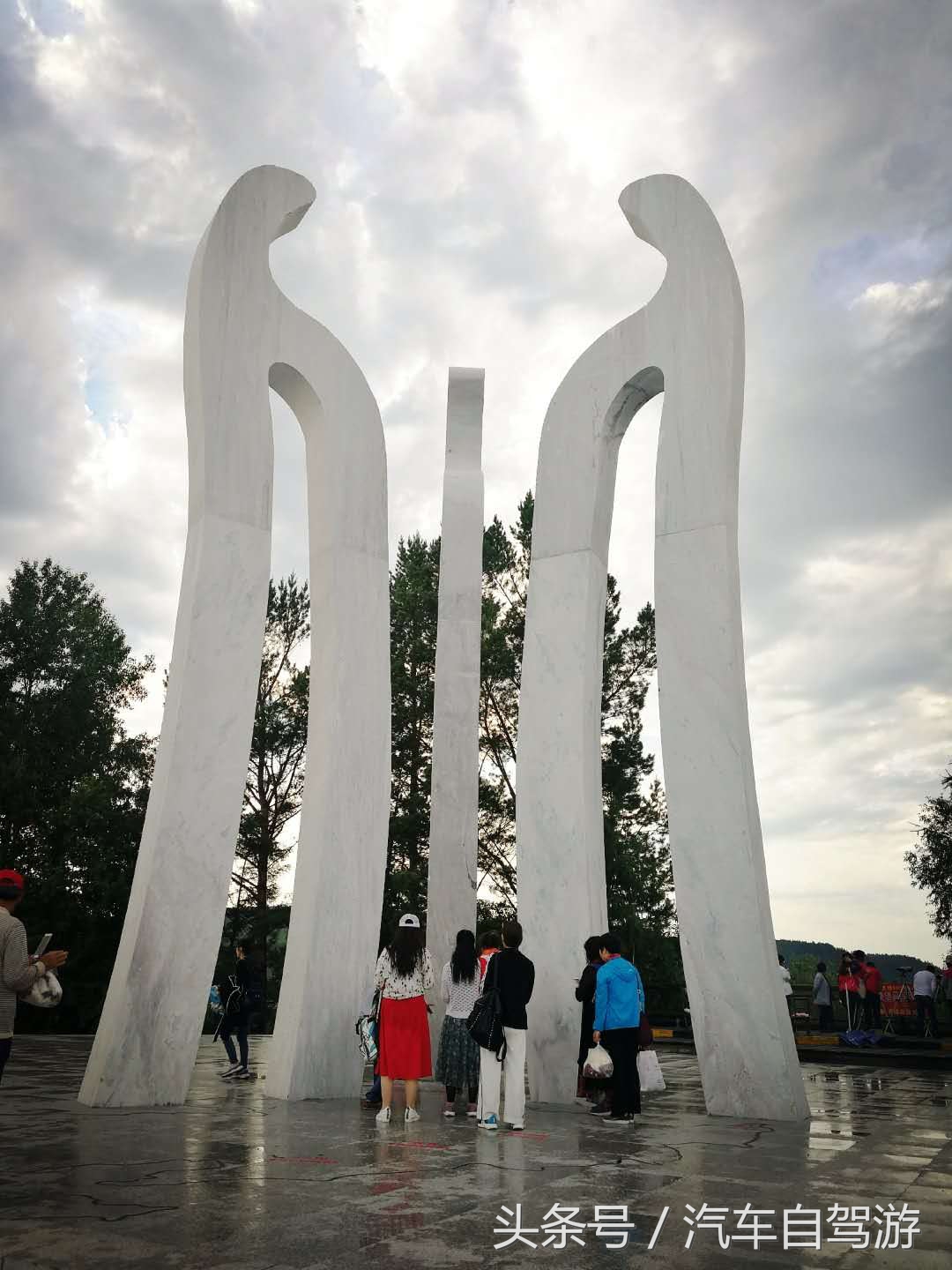 同一条路春夏秋冬,同一条路十年前和十年后