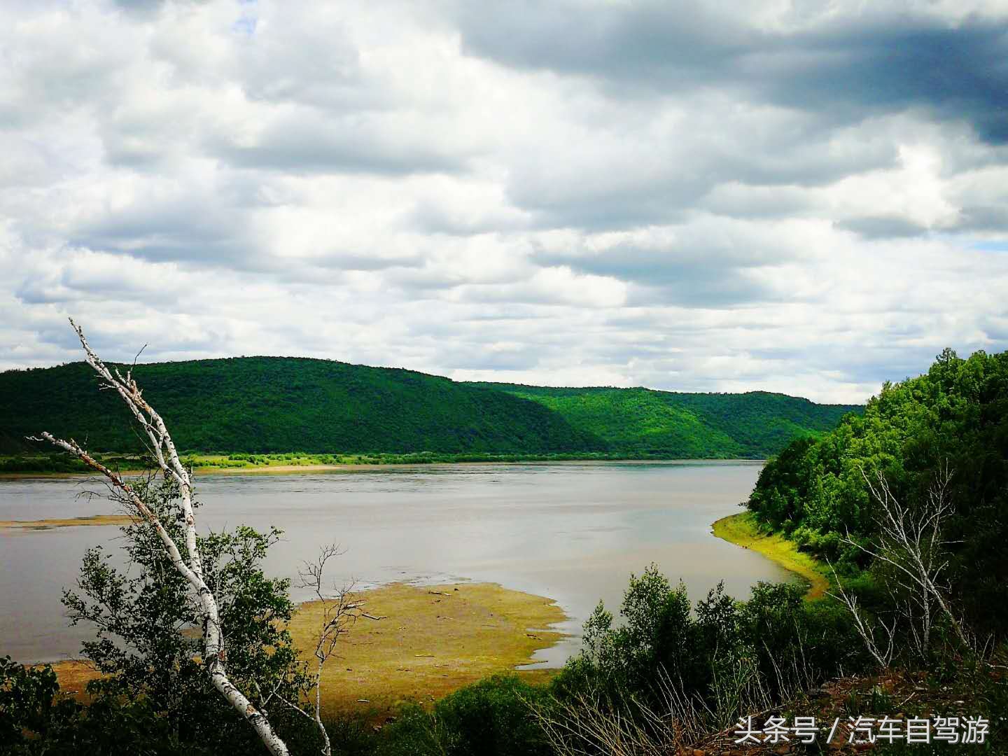 同一条路春夏秋冬,同一条路十年前和十年后