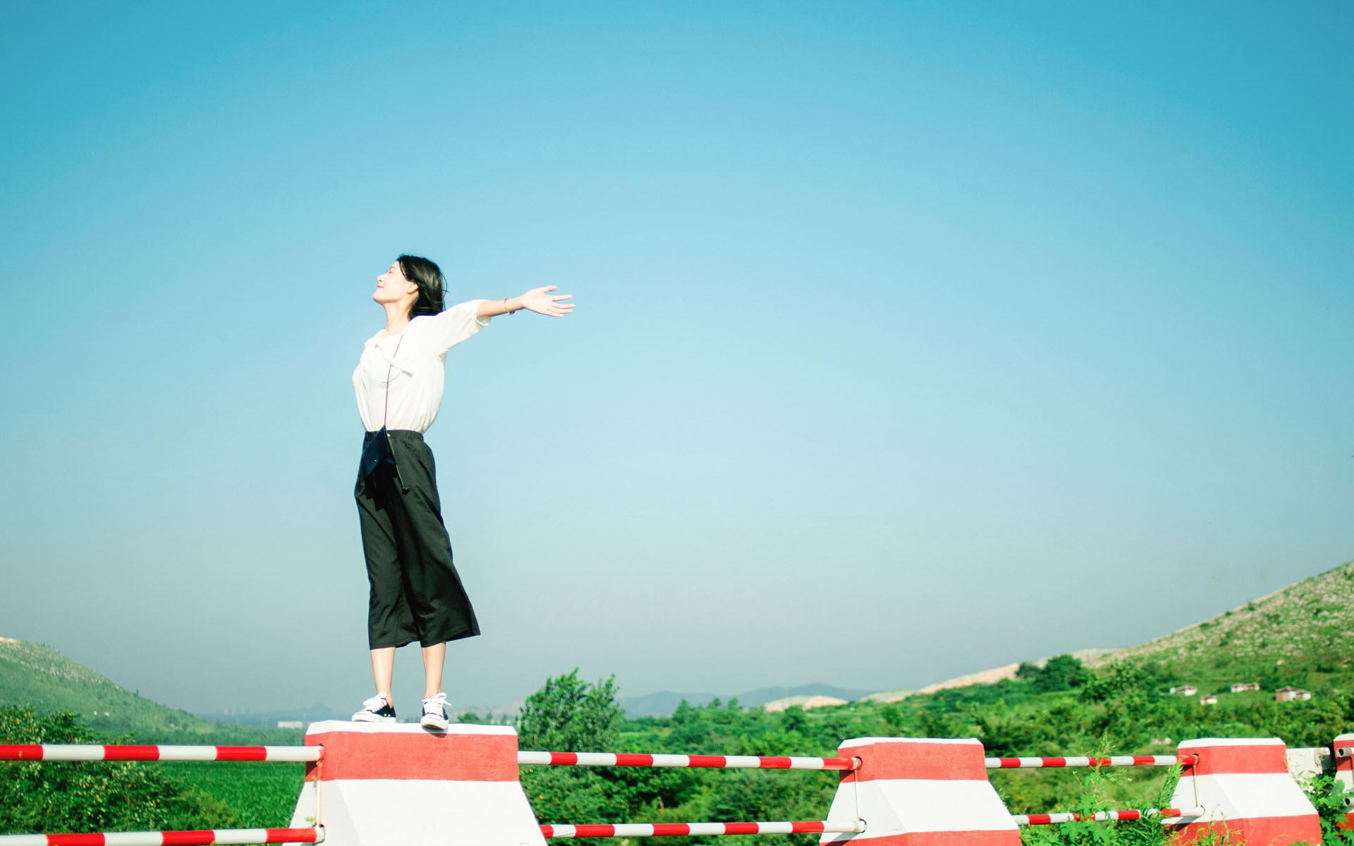 这个秘密我一个人苦守了三年,我真的快撑不下去了我该怎么办