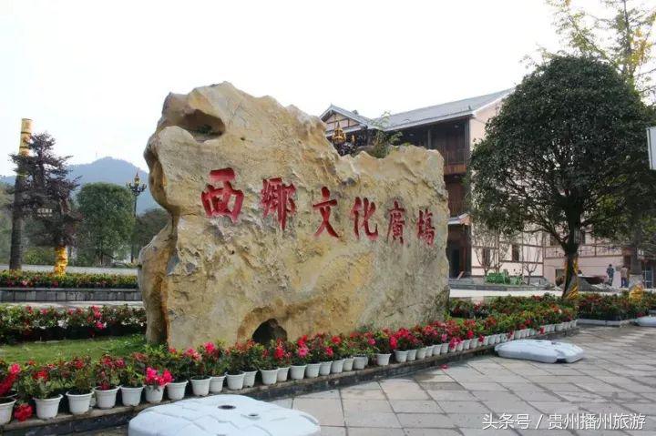 散文诗二首荷叶朗读,散文诗二则笔记