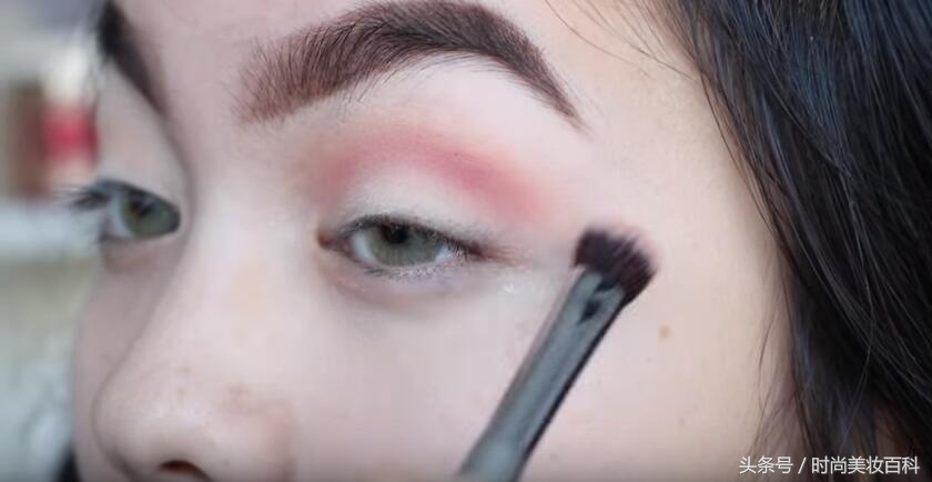 骚气十足妆容欧美艺术眼妆画法,欧美妆教程辣妹眼妆