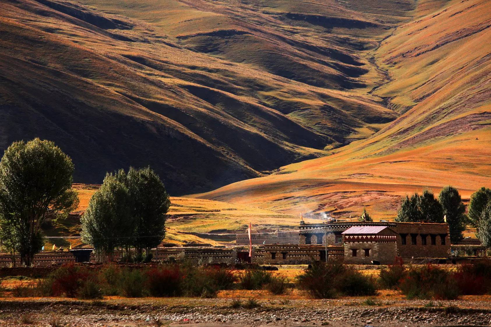 四川甘孜稻城亚丁适合旅游时间,甘孜旅游稻城