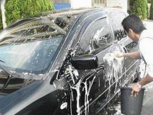 家用新车洗车技巧及注意事项,动手洗车应避开这3个地方