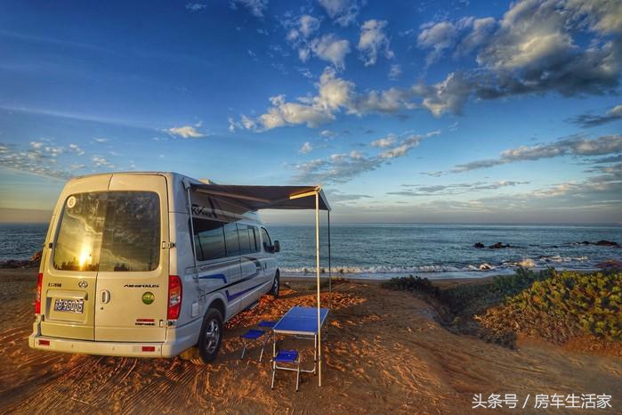 房车出行旅游 (房车生活自驾游旅居直播)