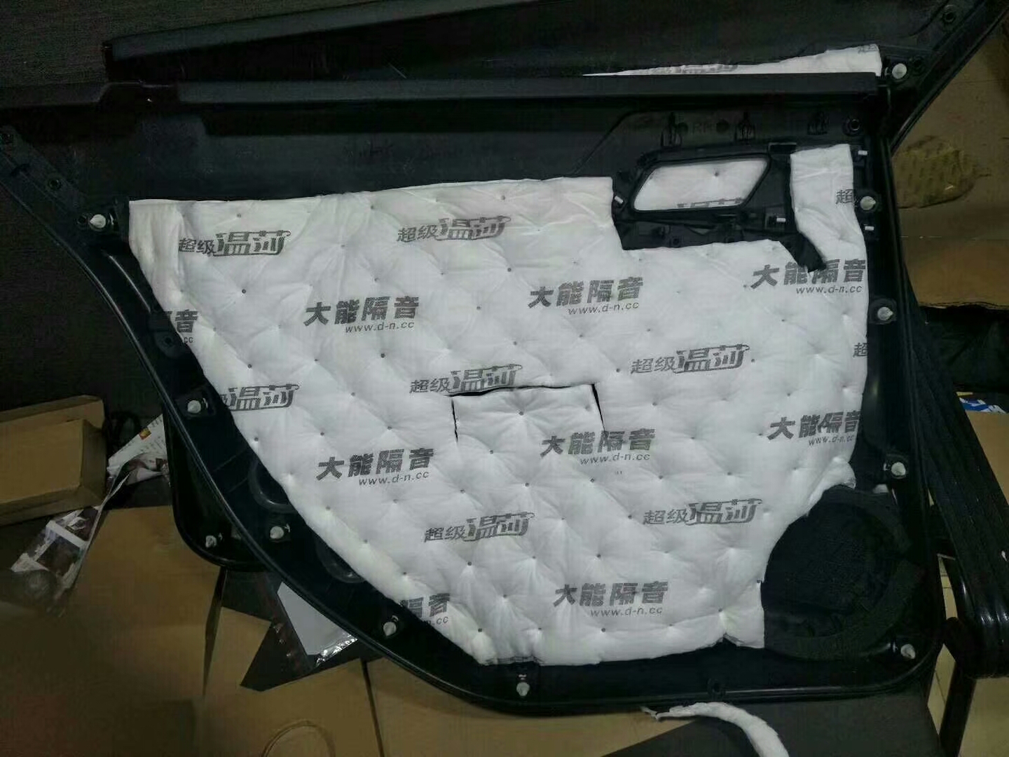 标致408风噪和胎噪大么,标致408发动机噪音大怎么解决