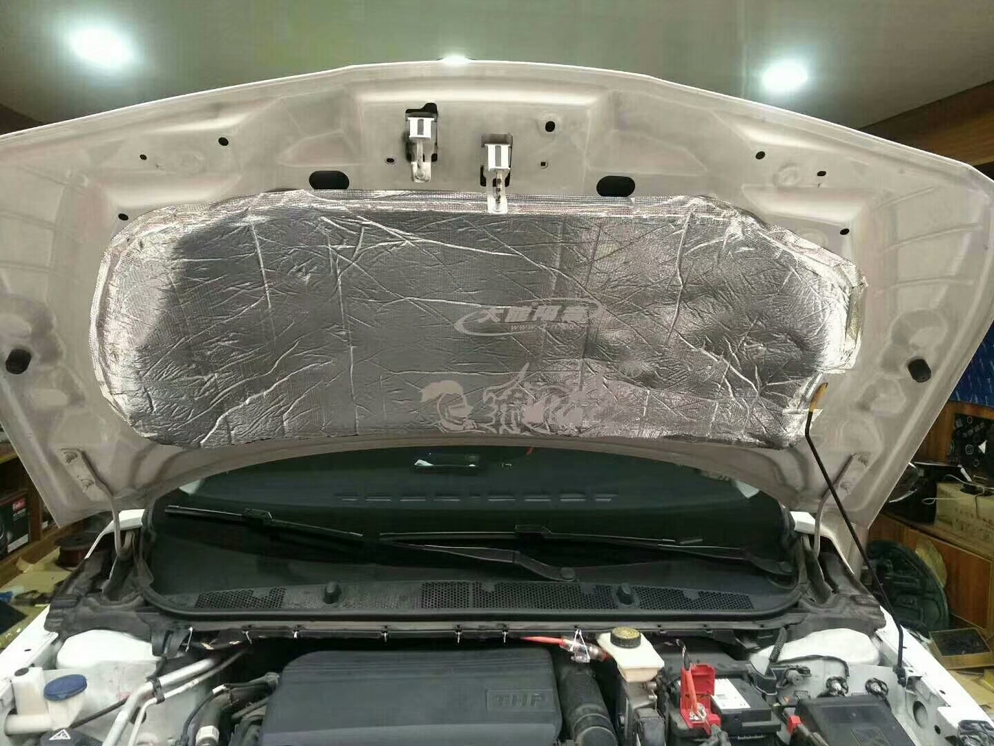 标致408风噪和胎噪大么,标致408发动机噪音大怎么解决