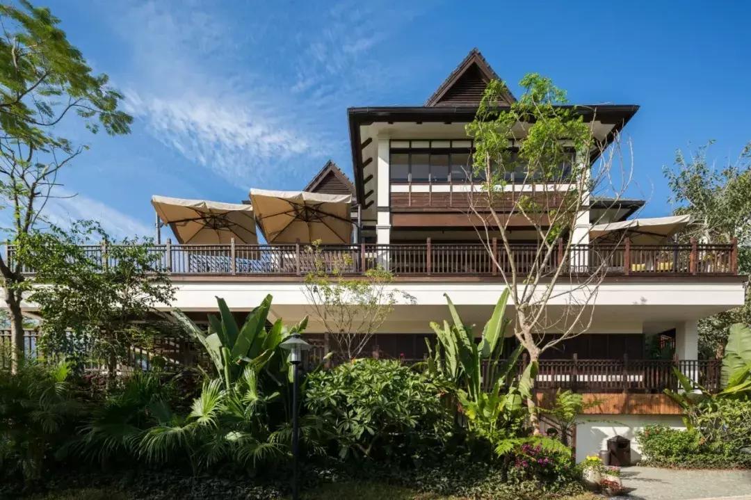 西双版纳著名建筑酒店,西双版纳旅游最美的酒店